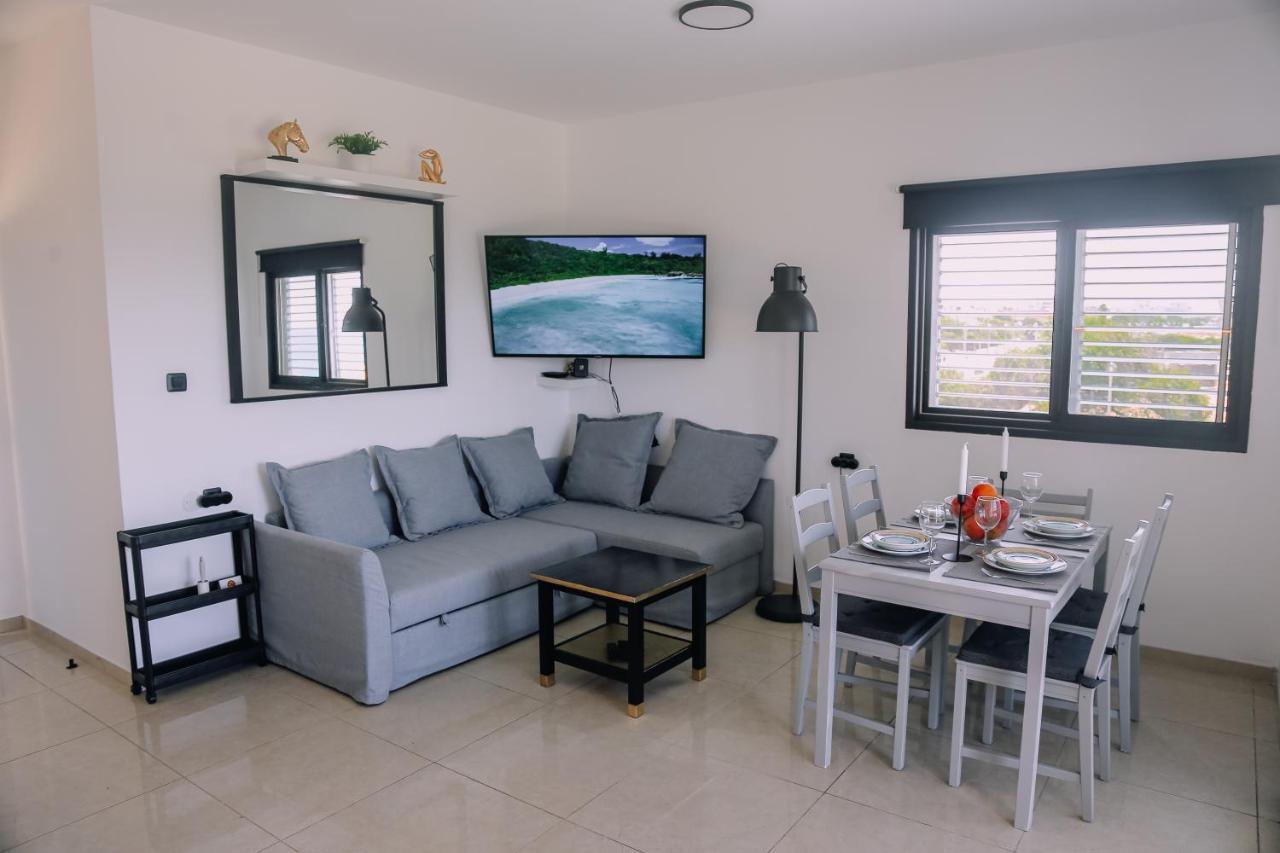 Gw951 Gugel Waves Amazing Seaview Apartments Naharija Exterior foto